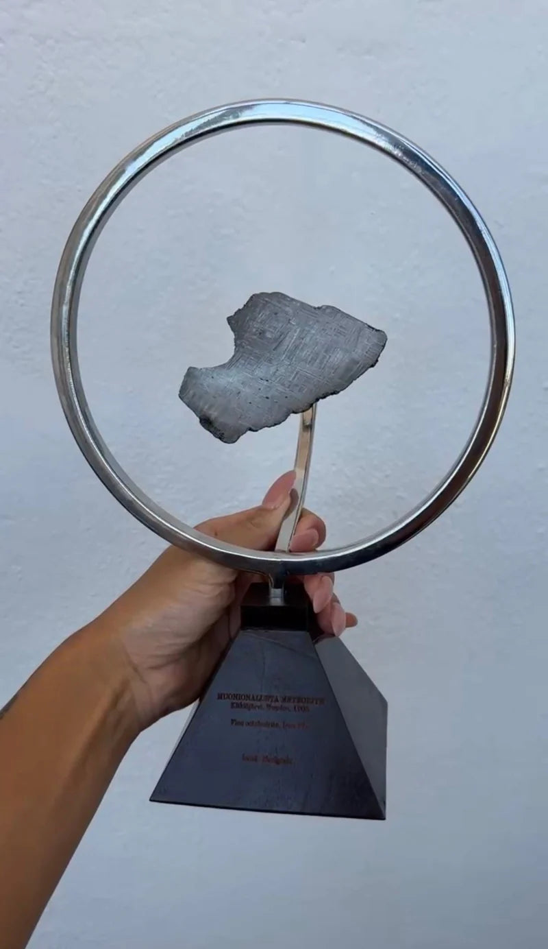 Custom Magnetic Display Case for Meteorite Slice