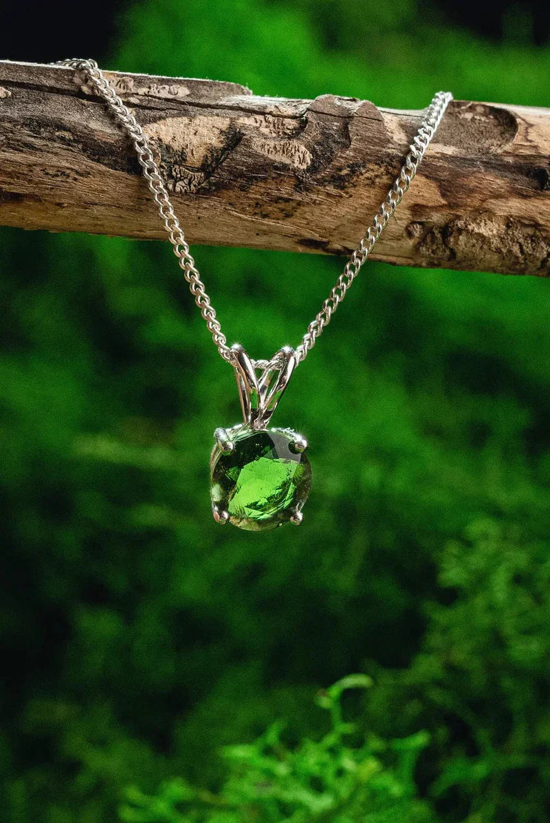 Faceted Moldavite Pendant – Refined Cosmic Gem