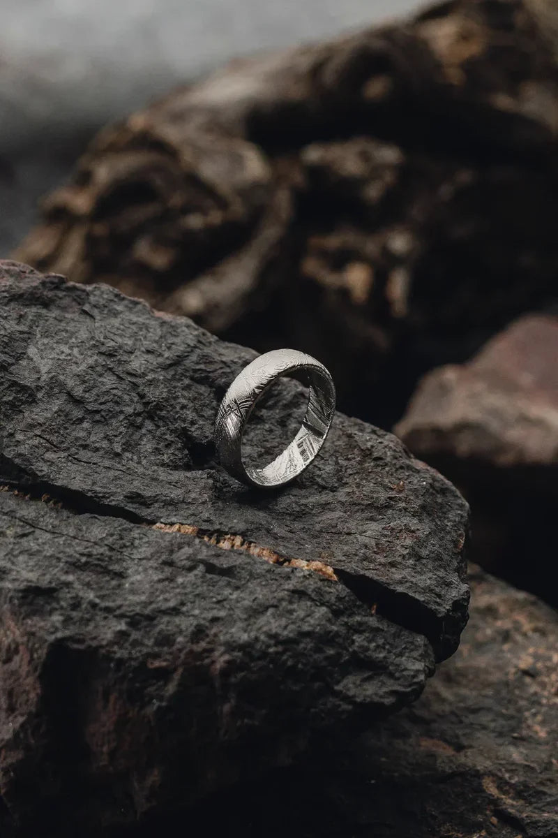 Muonionalusta Solid Meteorite Ring