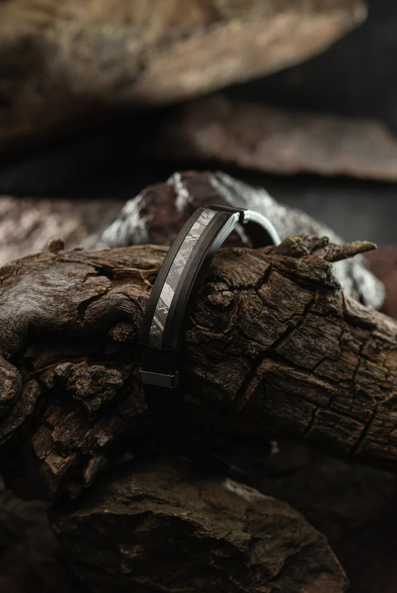Genuine Leather & Carbon Fiber Muonionalusta Meteorite Bracelet