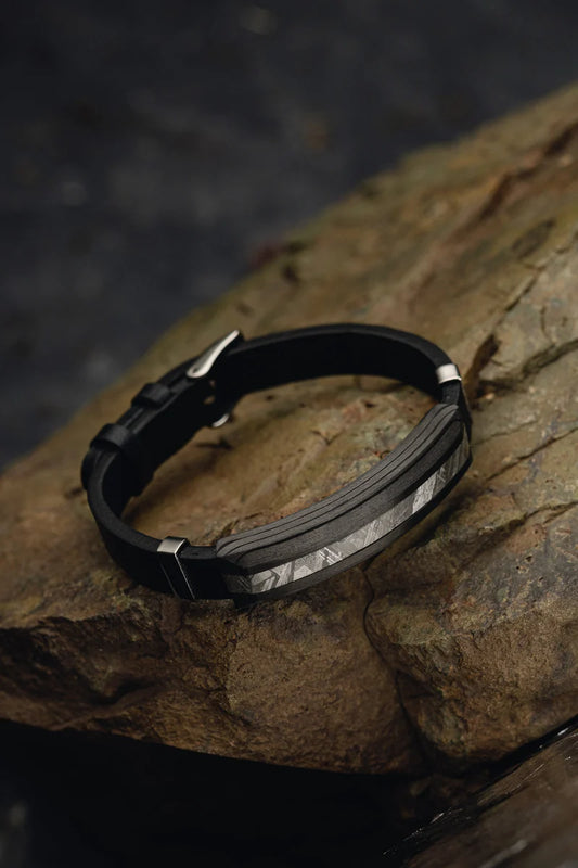 Genuine Leather & Carbon Fiber Muonionalusta Meteorite Bracelet