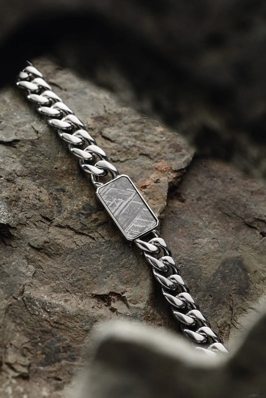 Muonionalusta Meteorite-Embedded Stainless Steel Bracelet